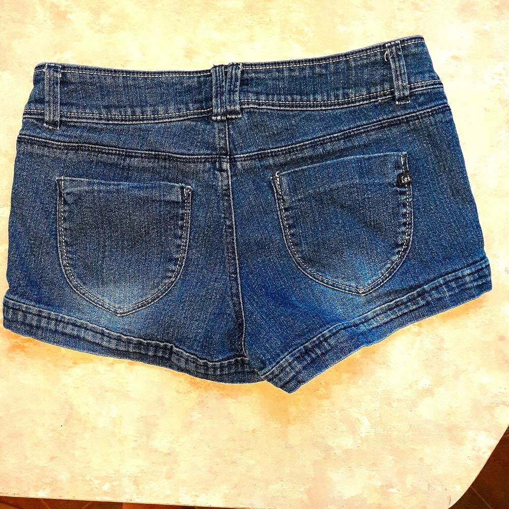 Juniors L.E.I  (Selena) shorts!!!